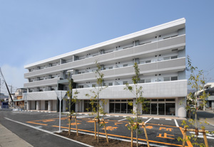 ���͌��s�m�H�Ǝ�����